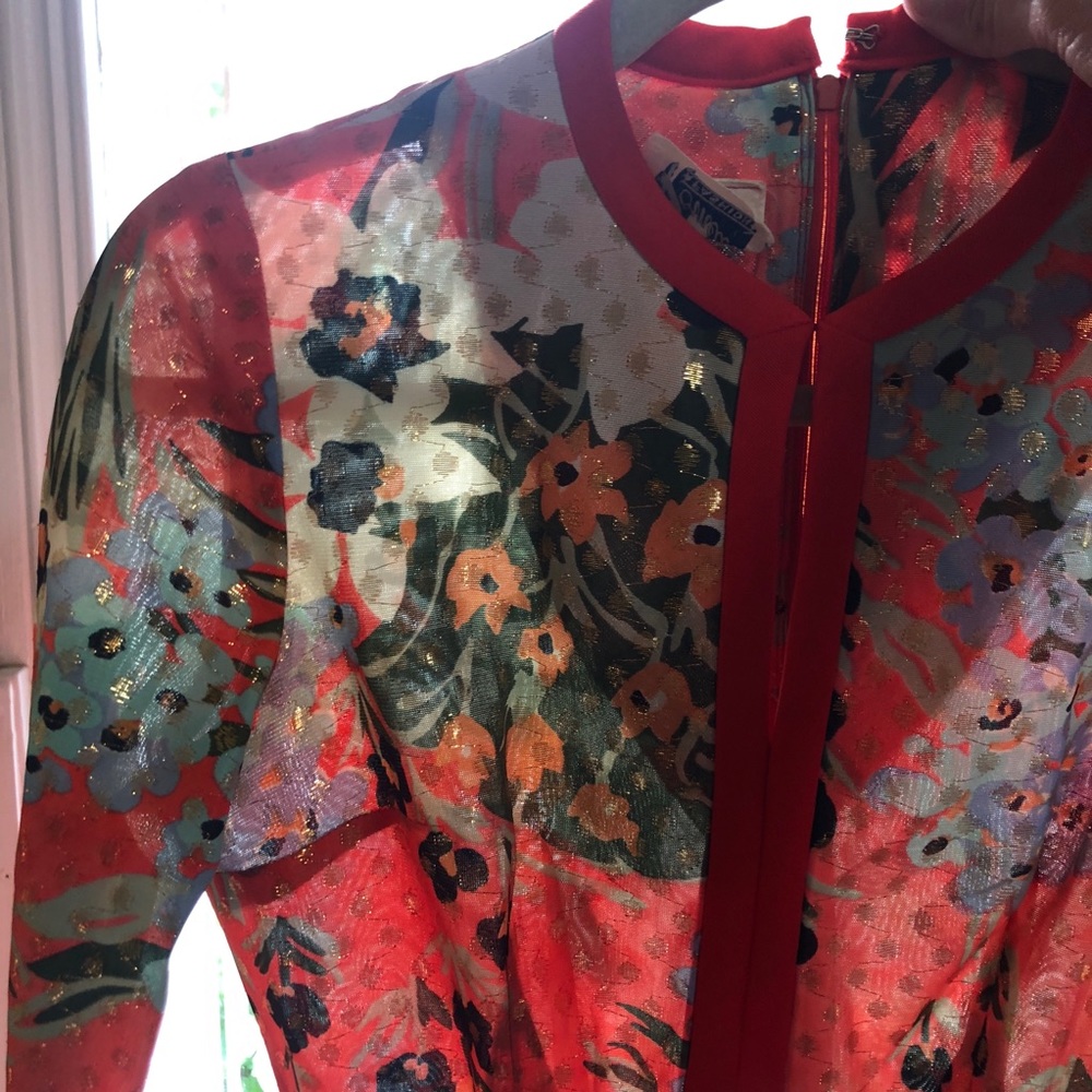 Vintage union made gown. - Picture 7 of 8